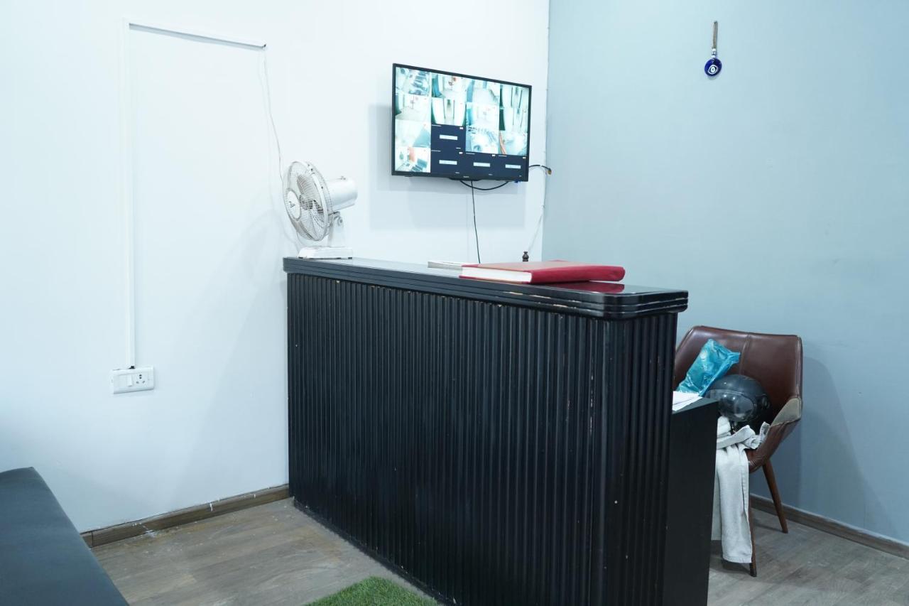 Fabhotel Sky Land Delhi  Ngoại thất bức ảnh