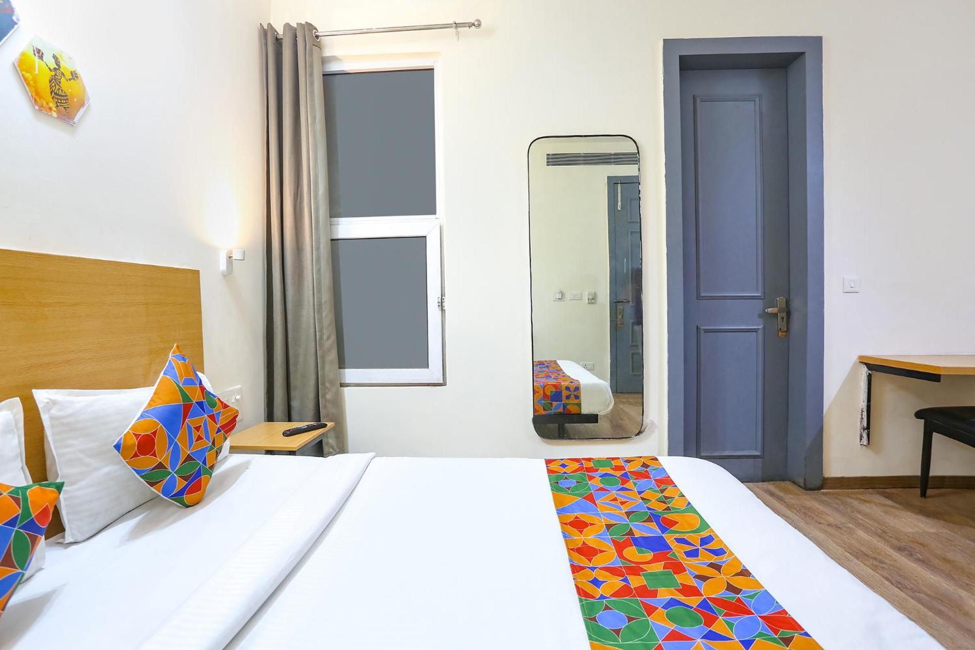 Fabhotel Sky Land Delhi  Ngoại thất bức ảnh