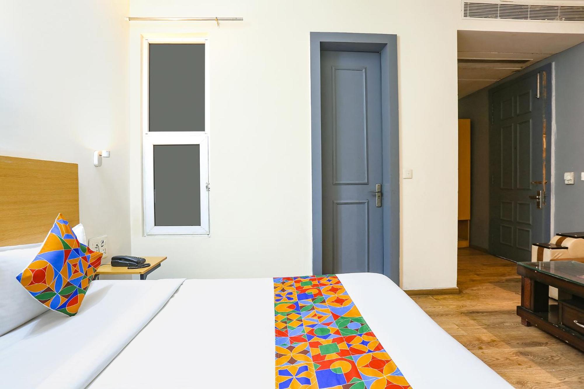 Fabhotel Sky Land Delhi  Ngoại thất bức ảnh