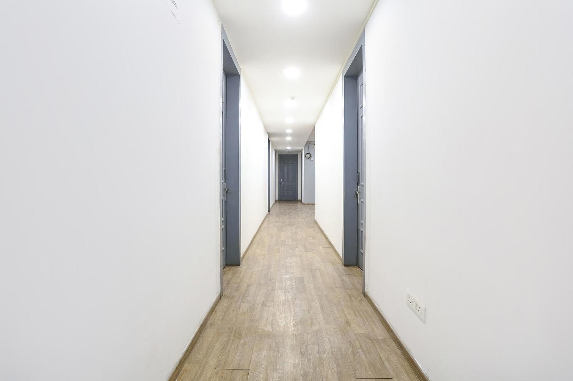 Fabhotel Sky Land Delhi  Ngoại thất bức ảnh