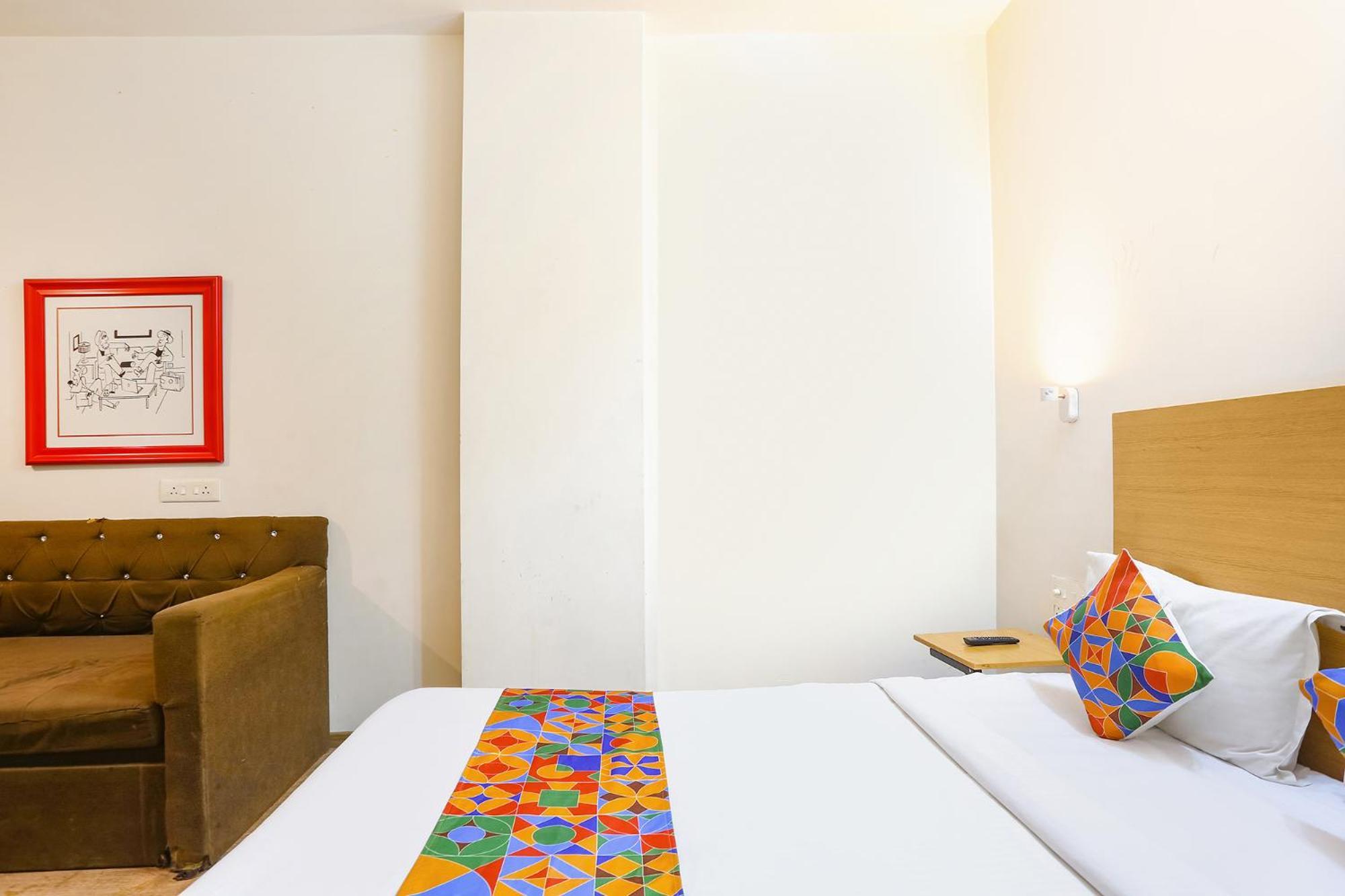 Fabhotel Sky Land Delhi  Ngoại thất bức ảnh